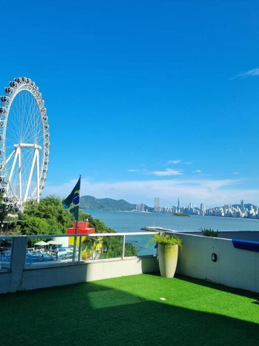 Piscina A Beira-Mar, Tranquilidade E Qualidade No Melhor De Bc Balneário Camboriú Exteriör bild
