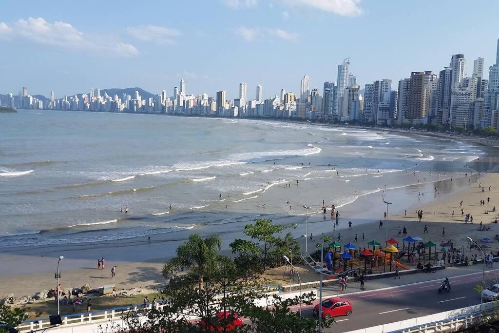 Piscina A Beira-Mar, Tranquilidade E Qualidade No Melhor De Bc Balneário Camboriú Exteriör bild